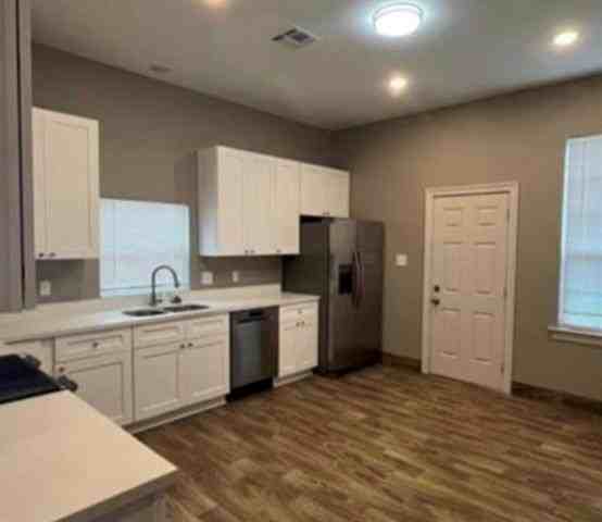 3531 Kings Dr - Photo 5 of 9