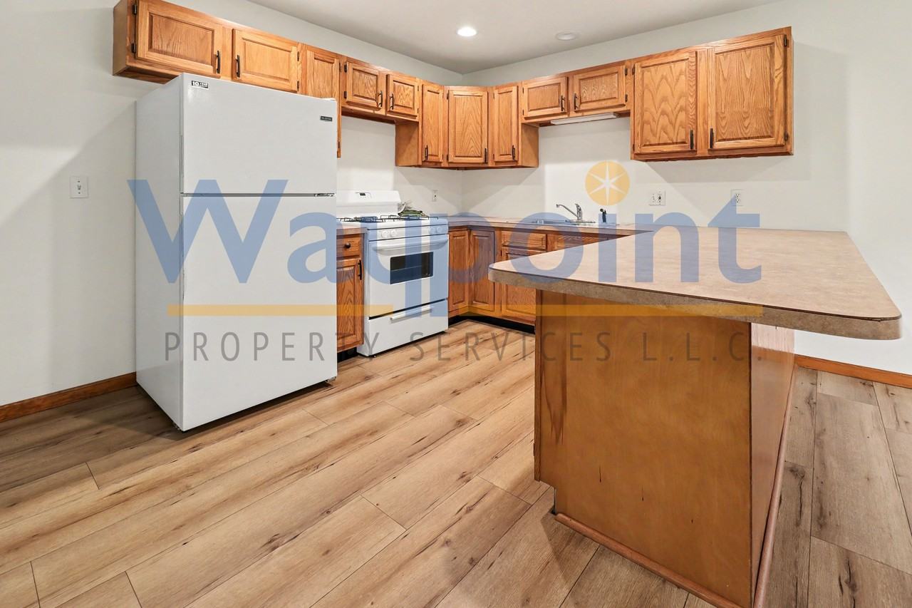 Montcalm Duplex - 312 #312 - Photo 2 of 14