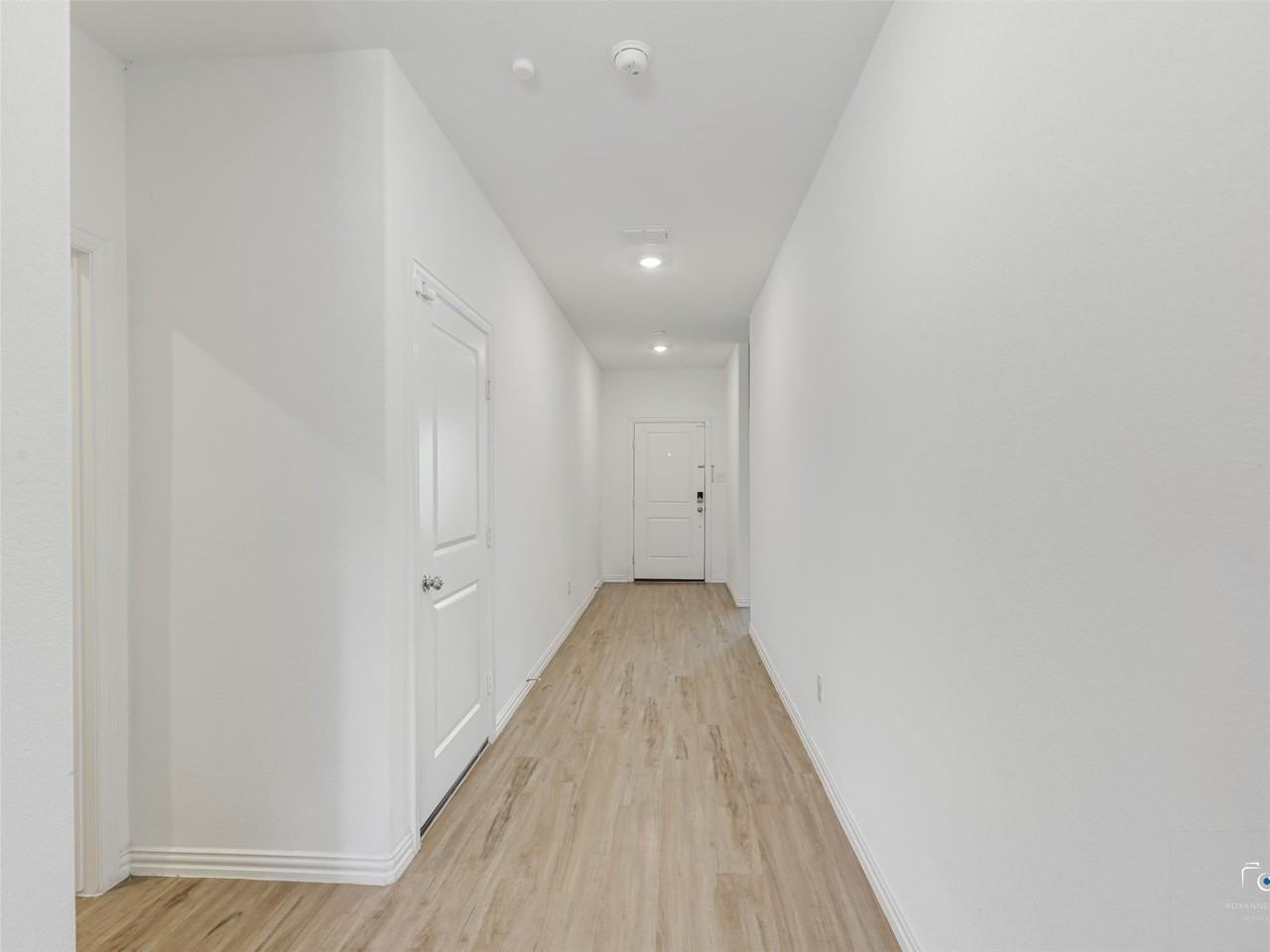 5028 Waterway Dr - Photo 2 of 21