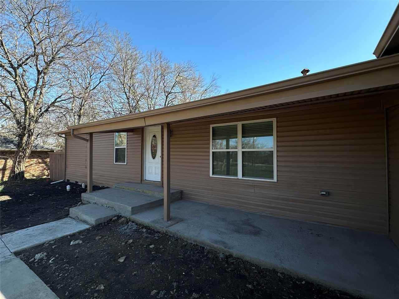 4706 Sachse Rd - Photo 2 of 22