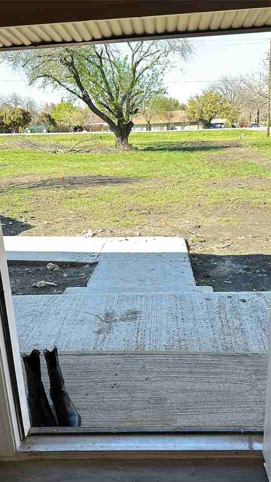4706 Sachse Rd - Photo 3 of 22