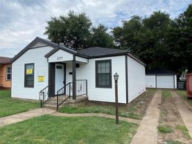 2211 W Illinois Ave - Photo 1 of 1