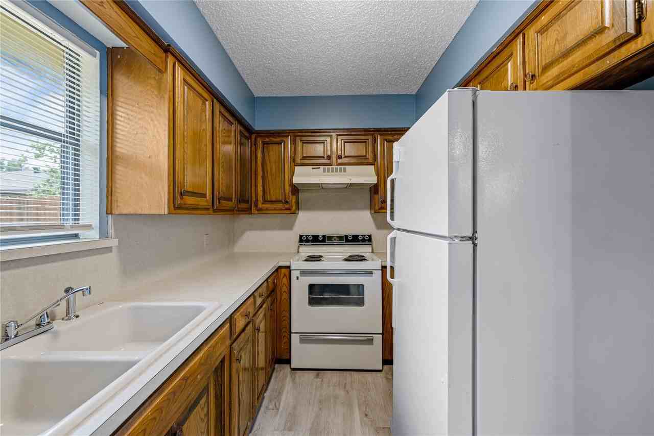 321 Gardenview St - Photo 7 of 25