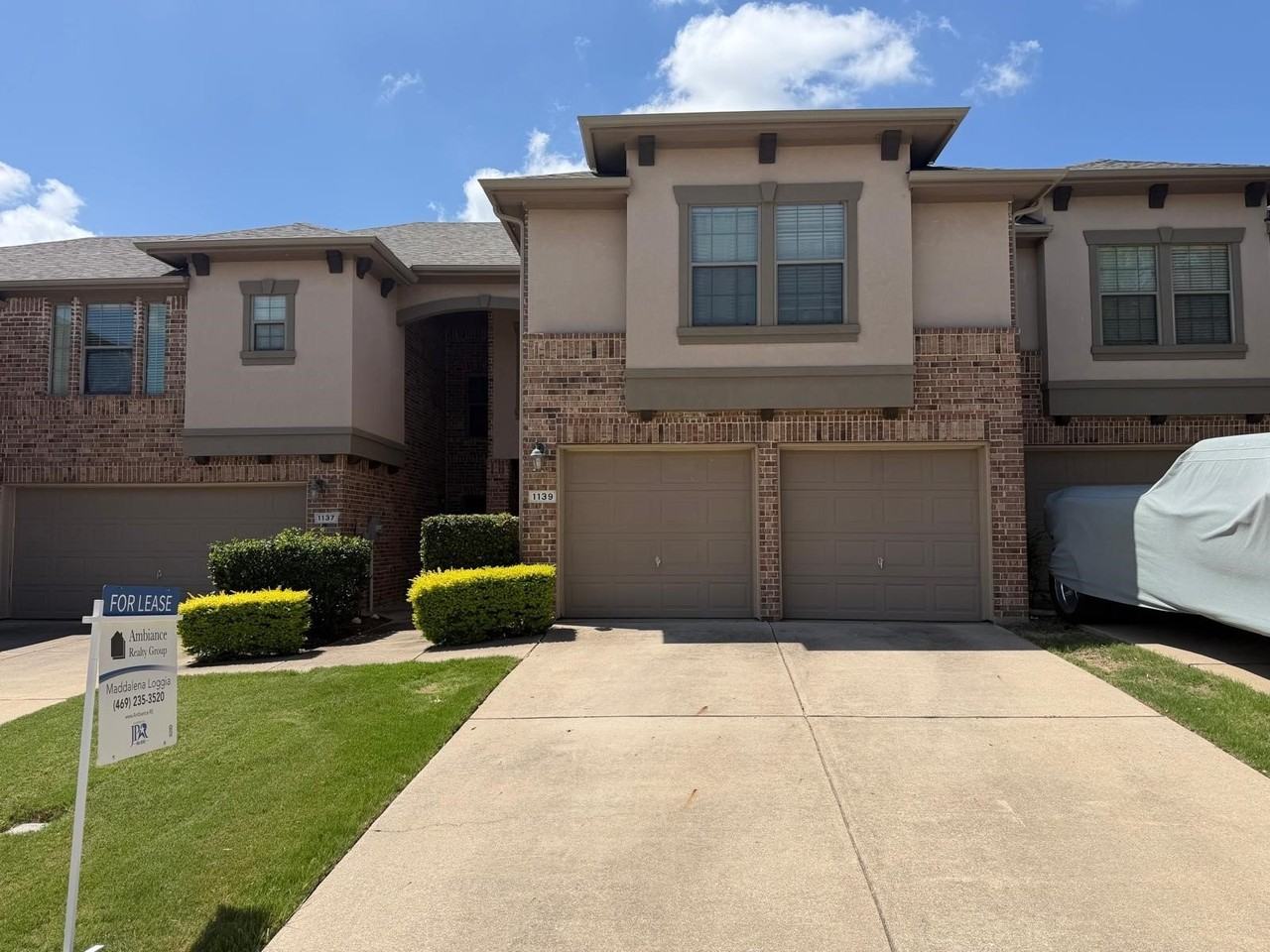 1139 Landon Ln - Photo 3 of 40