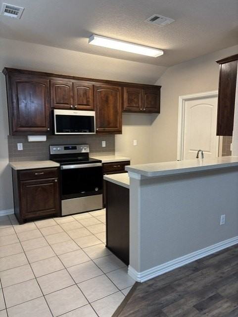 203 Commonwealth Cir - Photo 3 of 11
