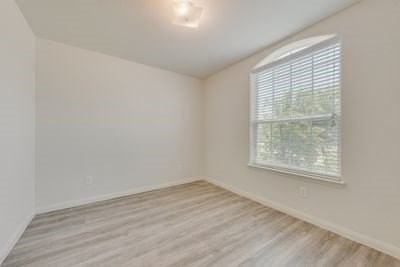 8925 Black Haw St - Photo 4 of 17