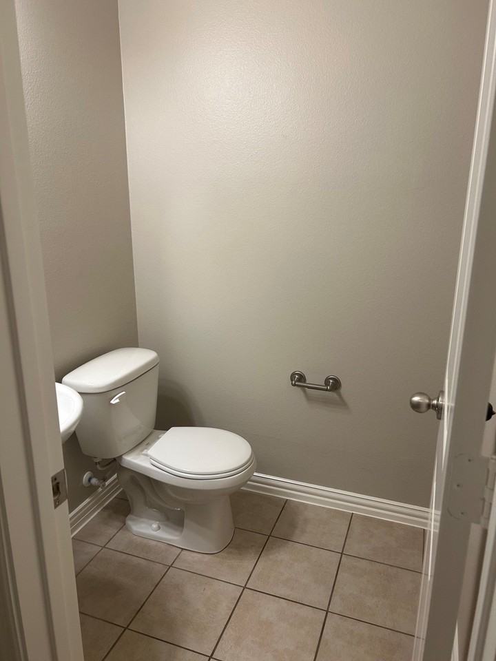 505 S Tennessee St #300 - Photo 4 of 14