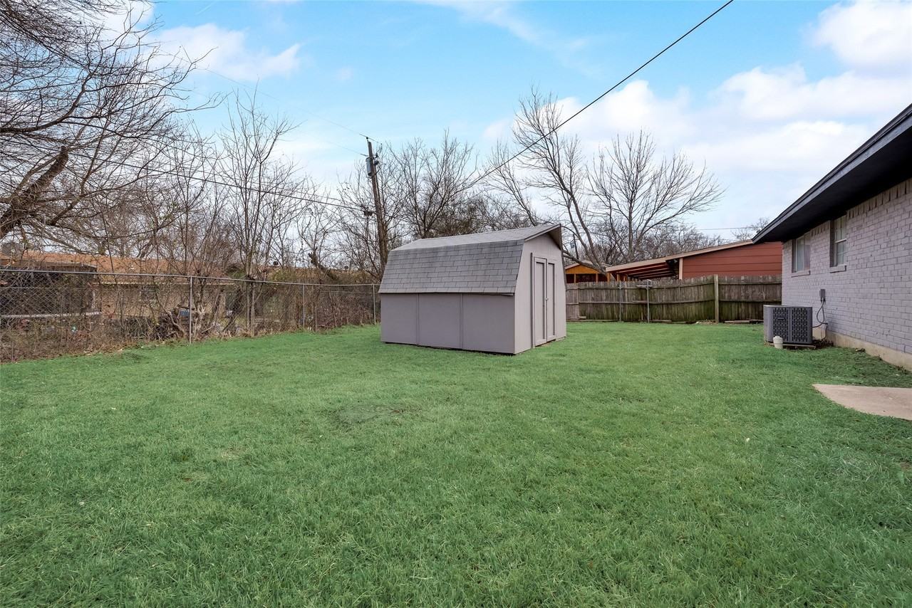 1114 Anthony Dr - Photo 6 of 28