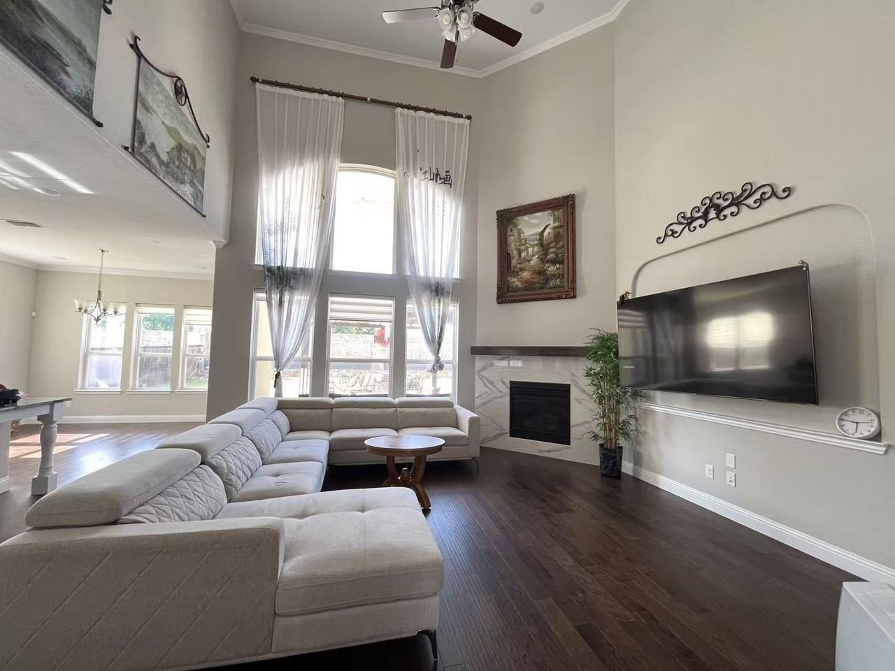 13476 Omaha Dr - Photo 3 of 28