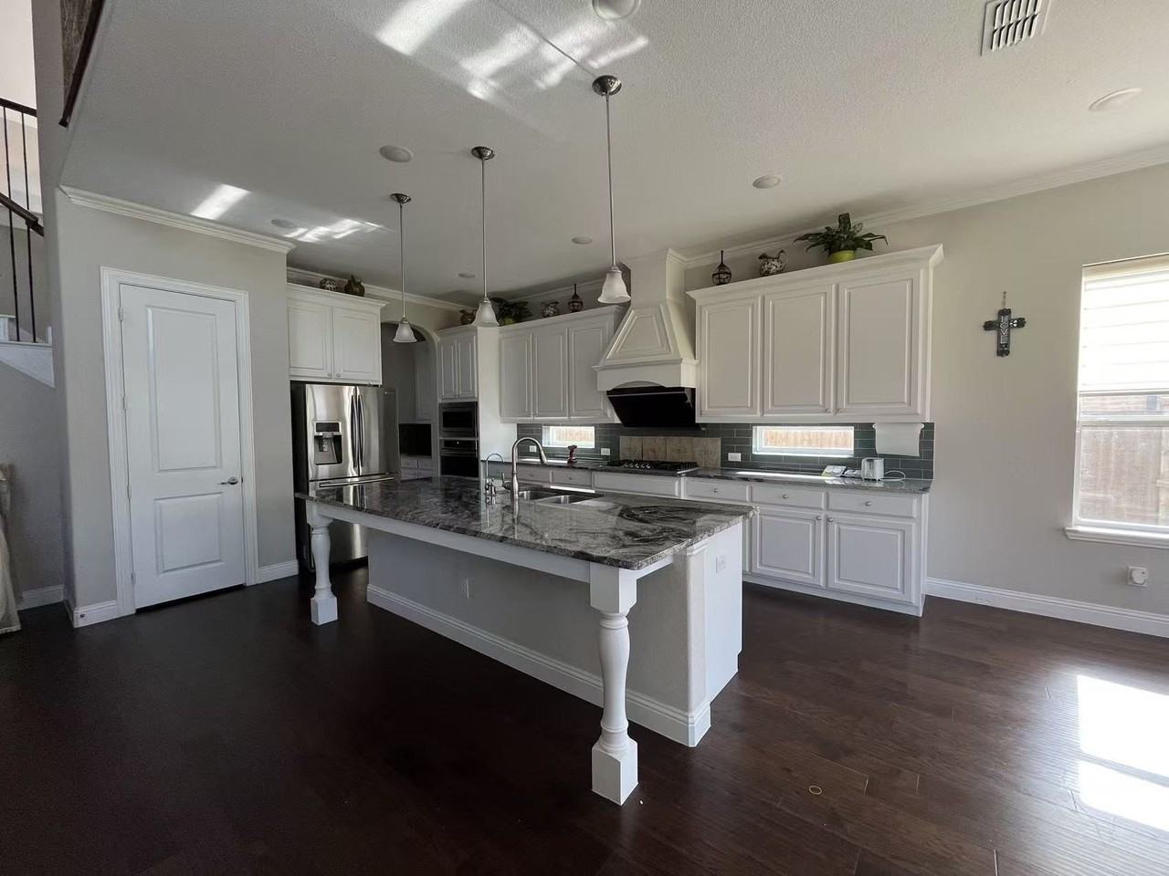 13476 Omaha Dr - Photo 4 of 28