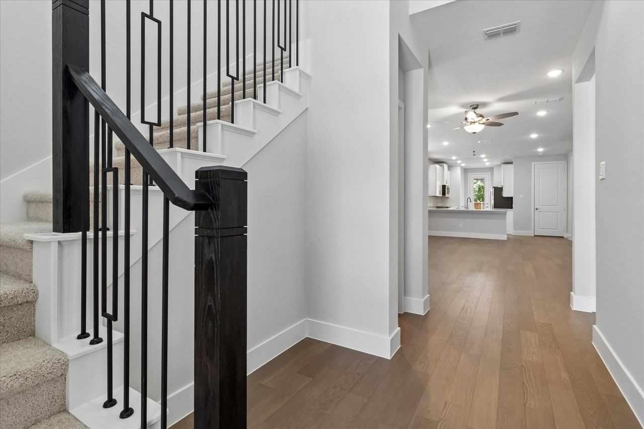 3022 Corvara Dr - Photo 6 of 26