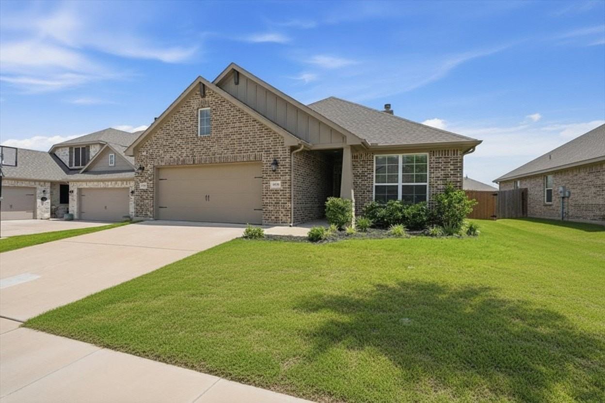 1504 Sand Dollar Trl - Photo 3 of 32