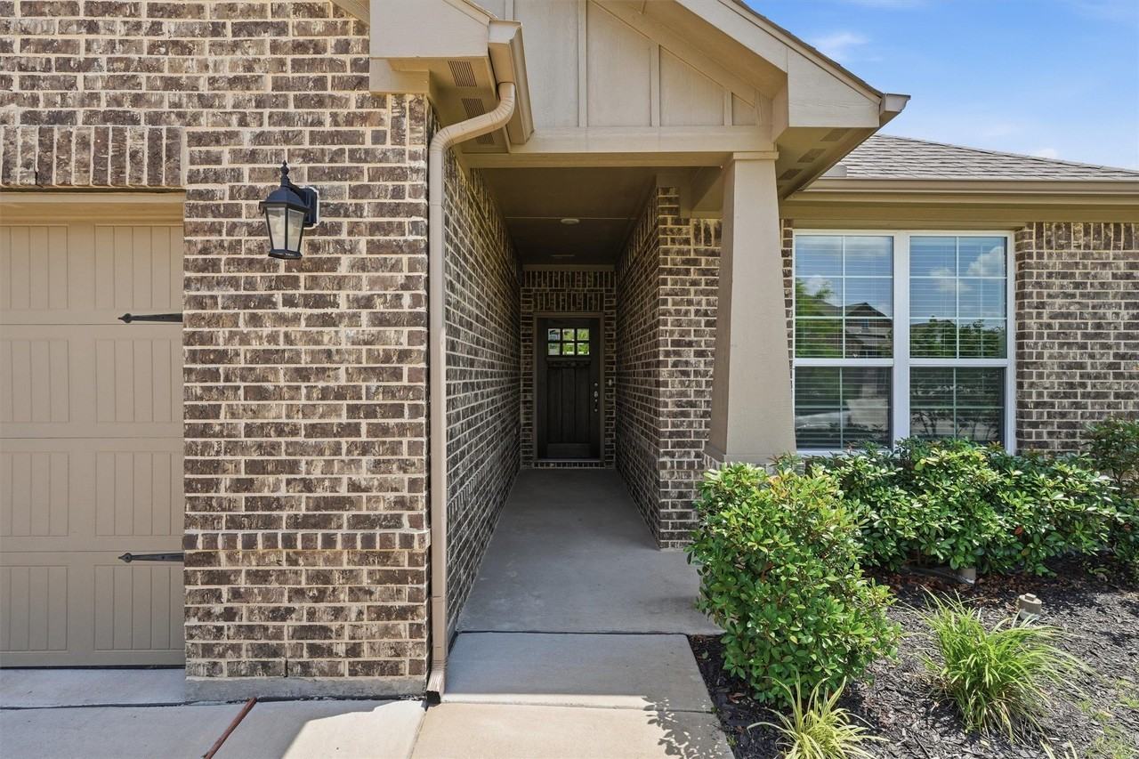 1504 Sand Dollar Trl - Photo 4 of 32