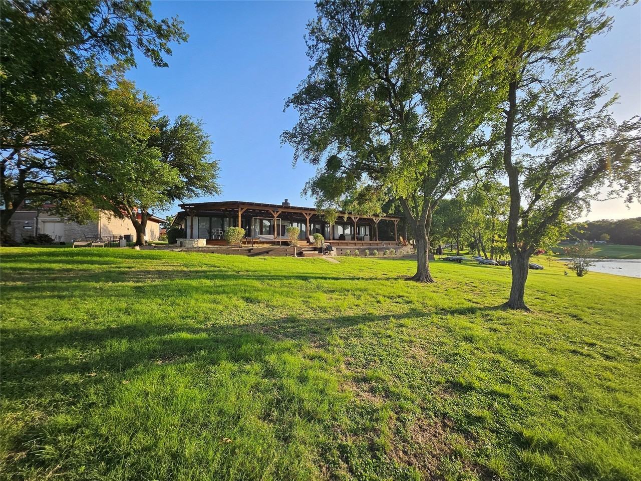 465 Peninsula Dr - Photo 7 of 15