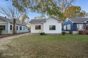 featured image of 1443 W Kirby Pl