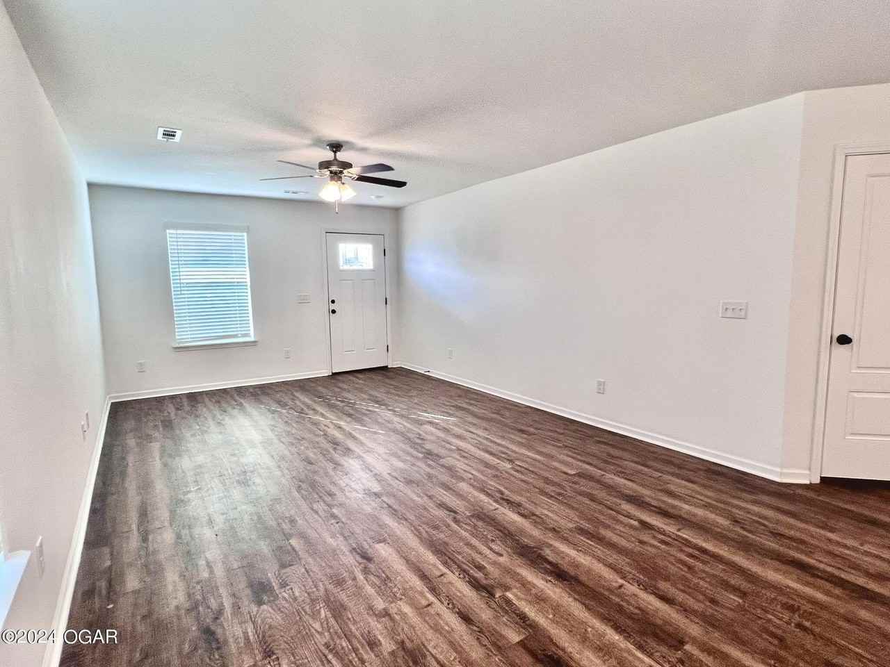 311 Alex Jordan Dr - Photo 6 of 23