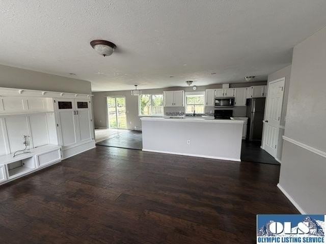 100 W Robert Pl - Photo 6 of 18