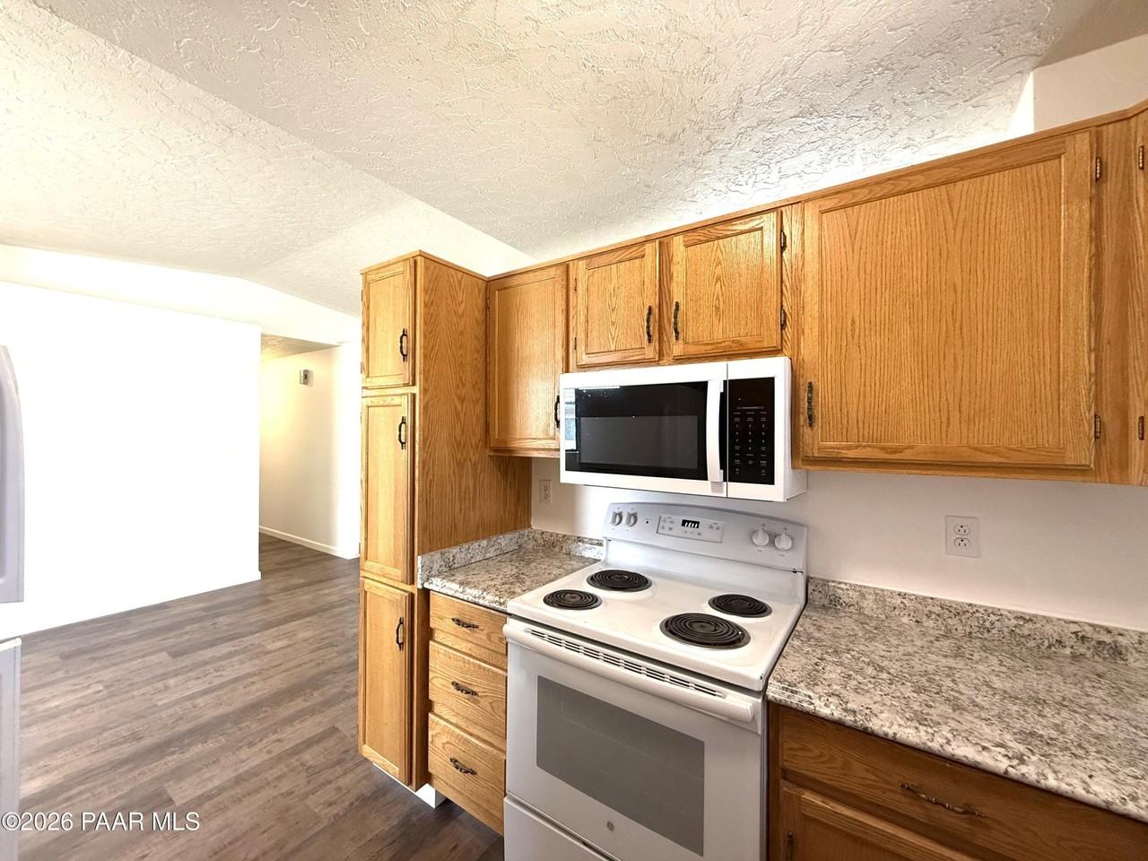 1808 Reading Ln - Photo 6 of 18
