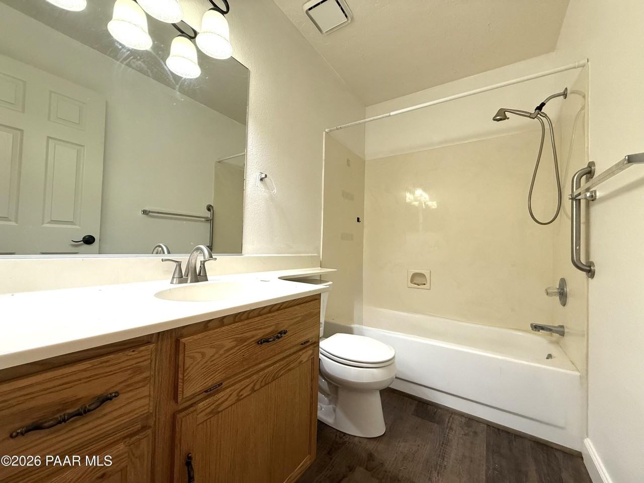 1808 Reading Ln - Photo 7 of 18