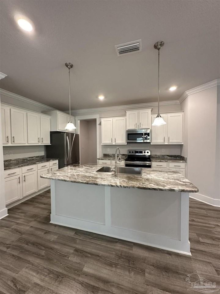 4466 Jude Way - Photo 5 of 27