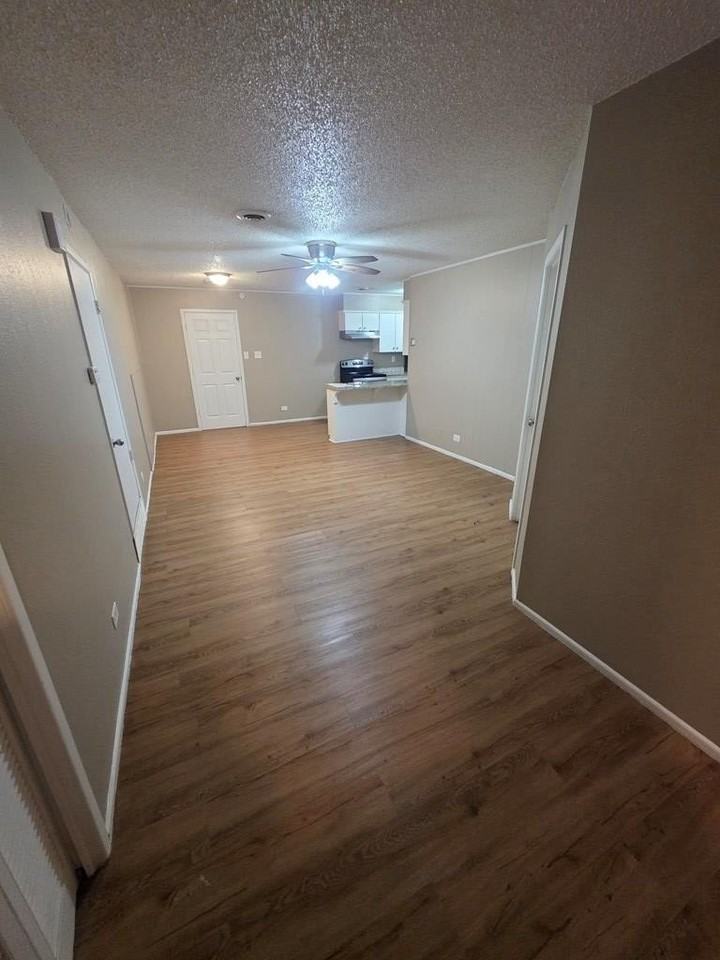 3310 Bedford Ave #A2 - Photo 6 of 19