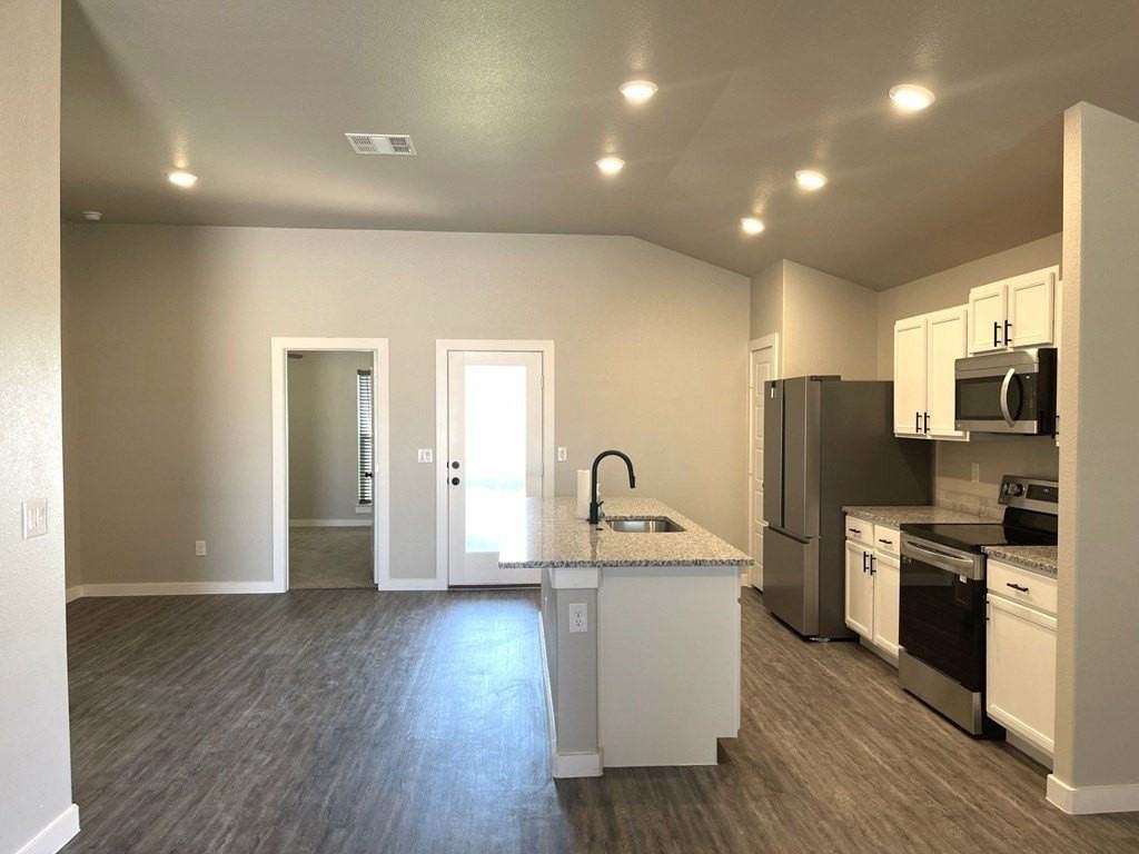 1200 Hogback Way - Photo 5 of 20