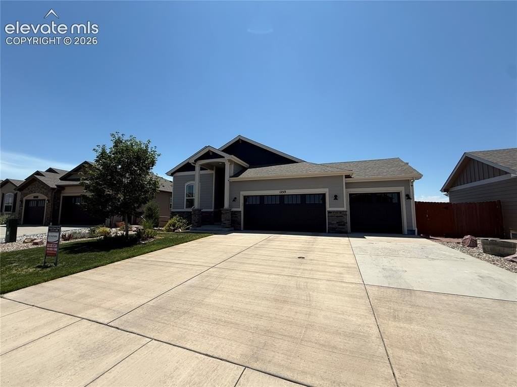 12519 Mt Lindsey Dr - Photo 3 of 32