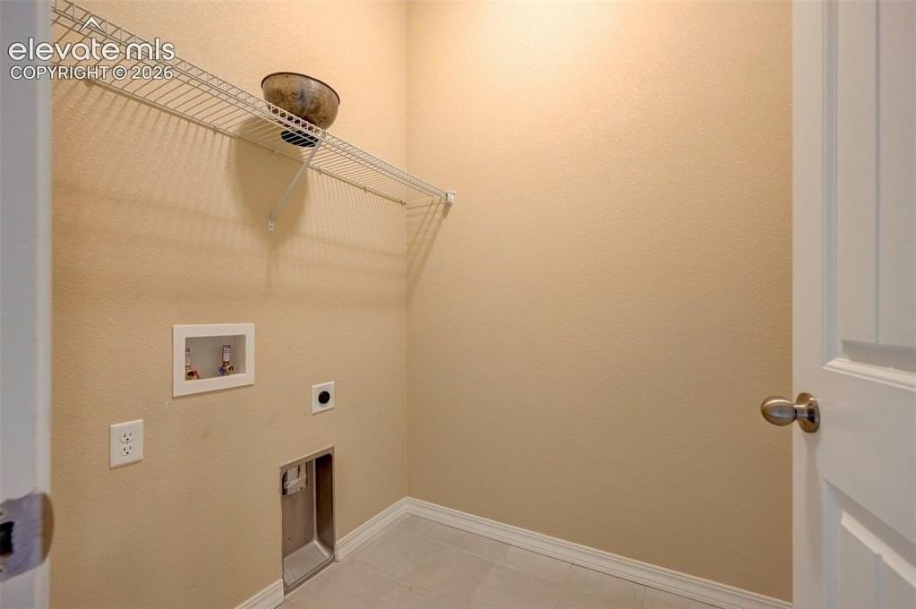 8259 Mosby Way - Photo 5 of 35