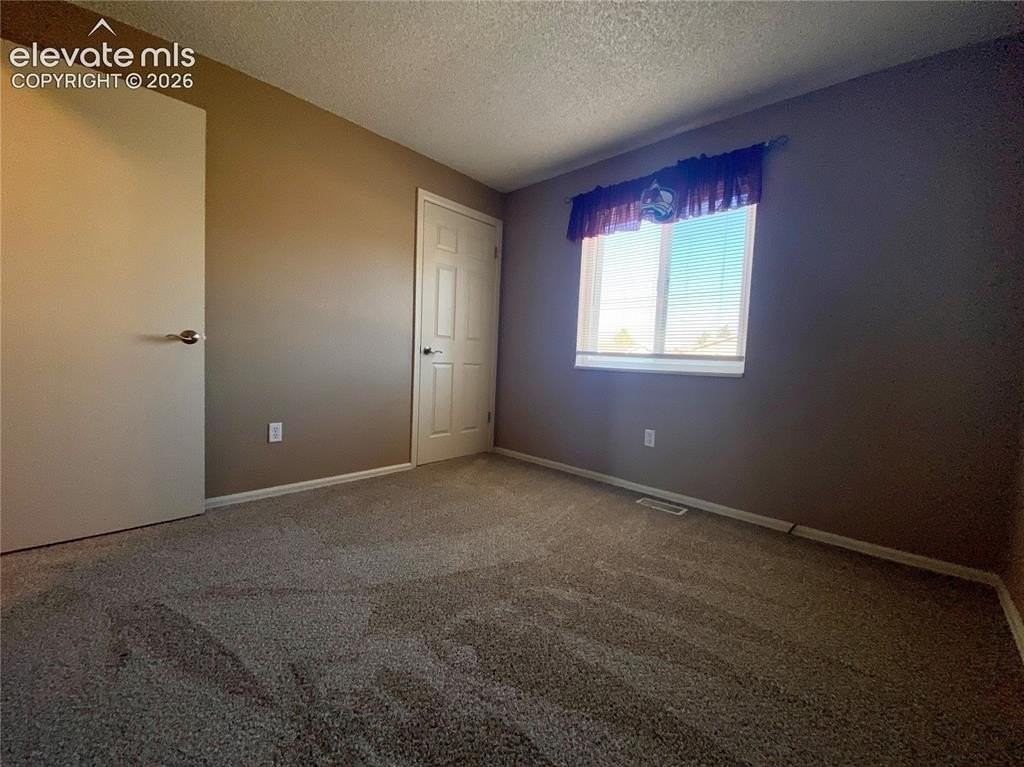 8001 Horizon Dr - Photo 5 of 13