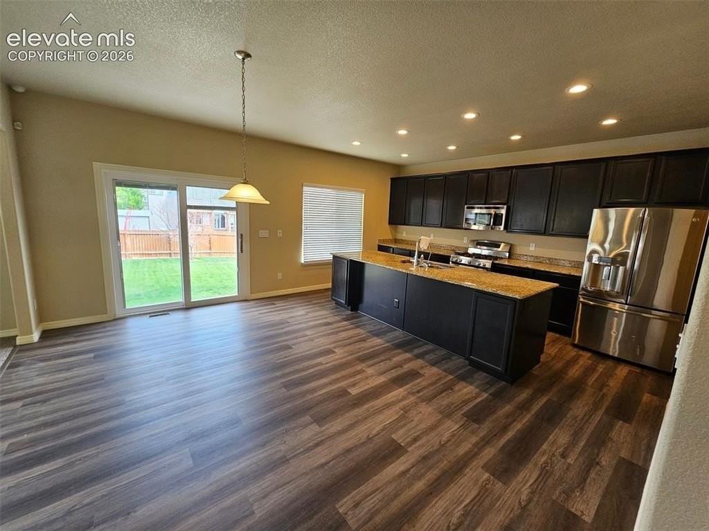 6471 Stingray Ln - Photo 7 of 31