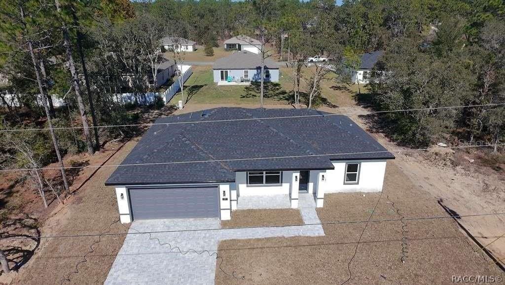 2349 W Oakland Ln - Photo 5 of 19