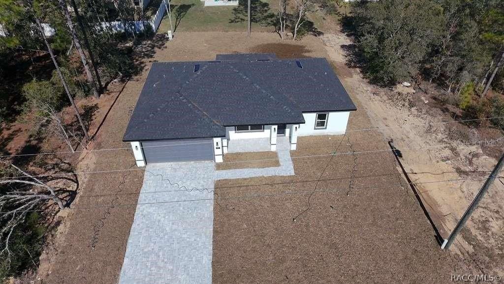 2349 W Oakland Ln - Photo 6 of 19