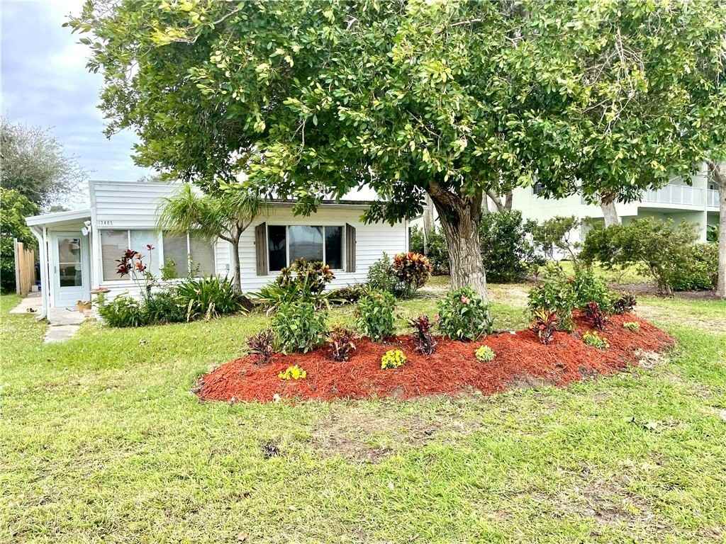 13485 N Indian River Dr - Photo 2 of 15