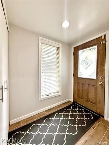 799 Emmons Ave - Photo 4 of 30