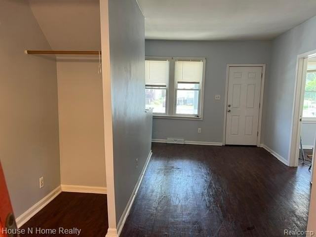 50 W Milton Ave - Photo 4 of 17