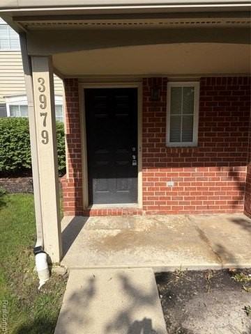 3979 Berkeley Ave - Photo 3 of 16