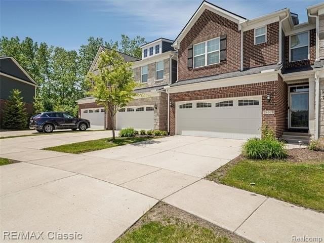 24869 Ivy - Photo 3 of 31