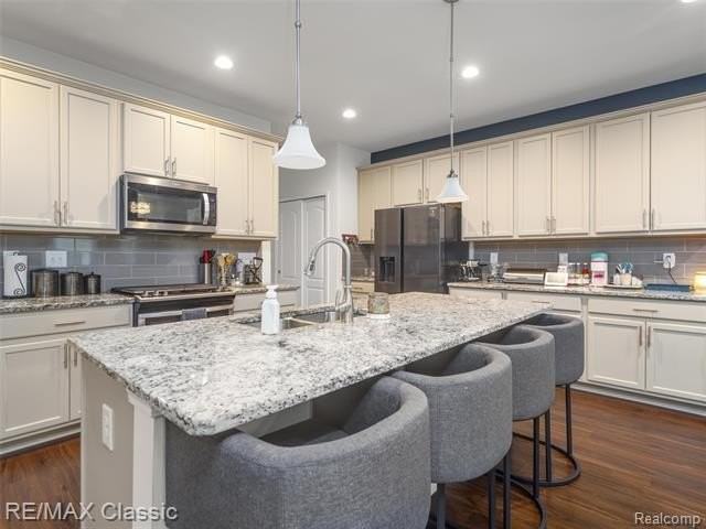 24869 Ivy - Photo 5 of 31