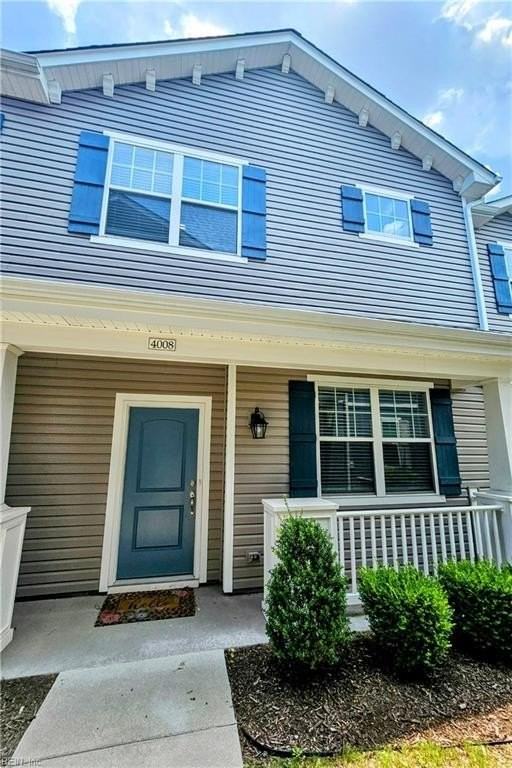 4008 Trenwith Ln - Photo 2 of 38