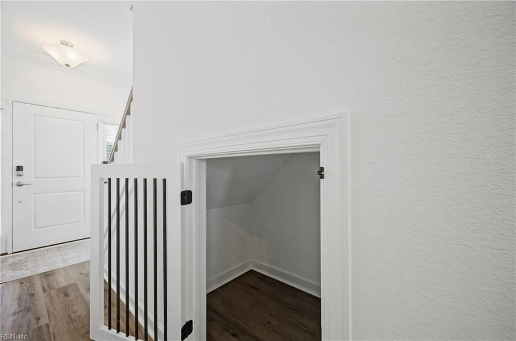 4920 Breck Ln #LANE - Photo 7 of 36