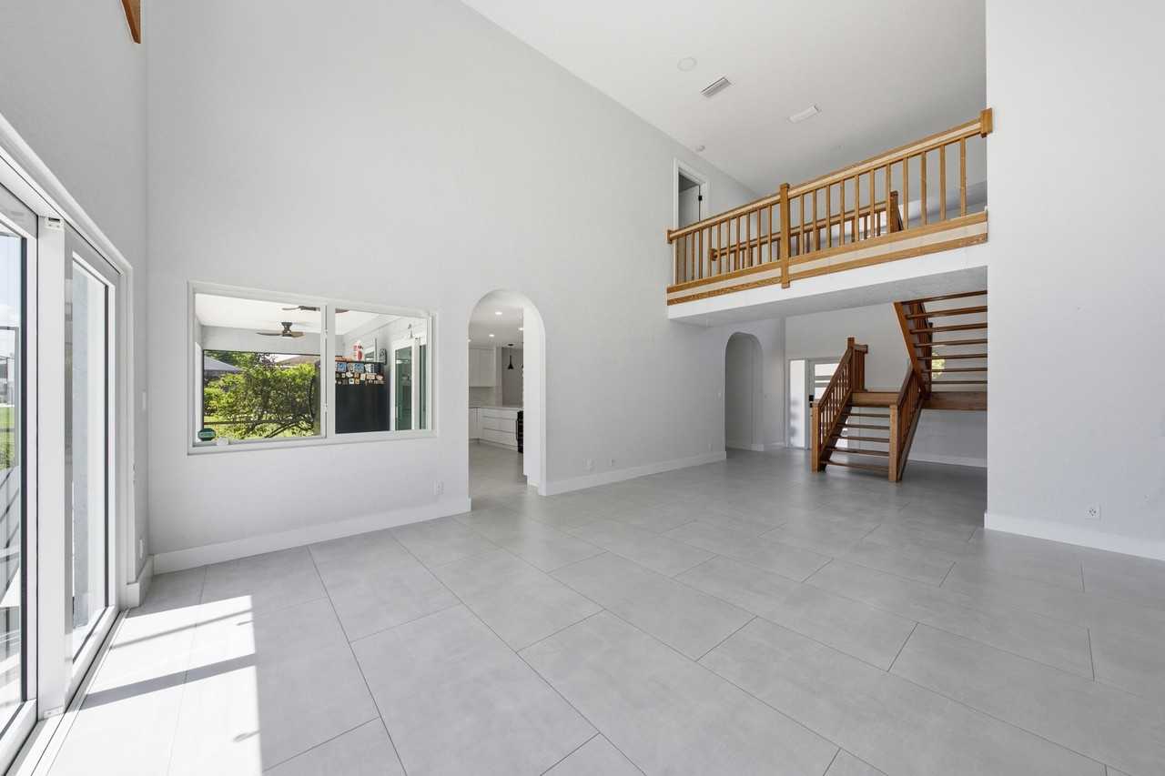 149 Ponce De Leon St - Photo 3 of 16