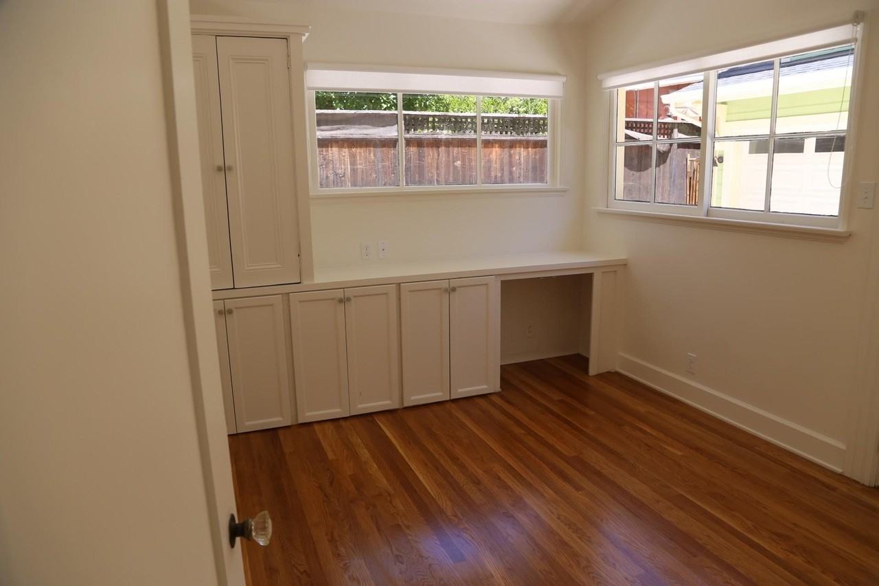 2204 Parkway Dr - Photo 6 of 6