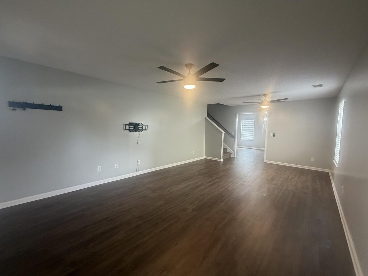 1755 Polaris Dr - Photo 7 of 50