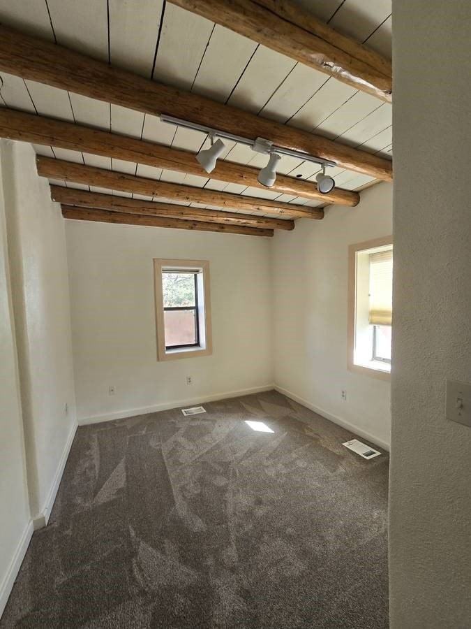 246 Casados St - Photo 5 of 10