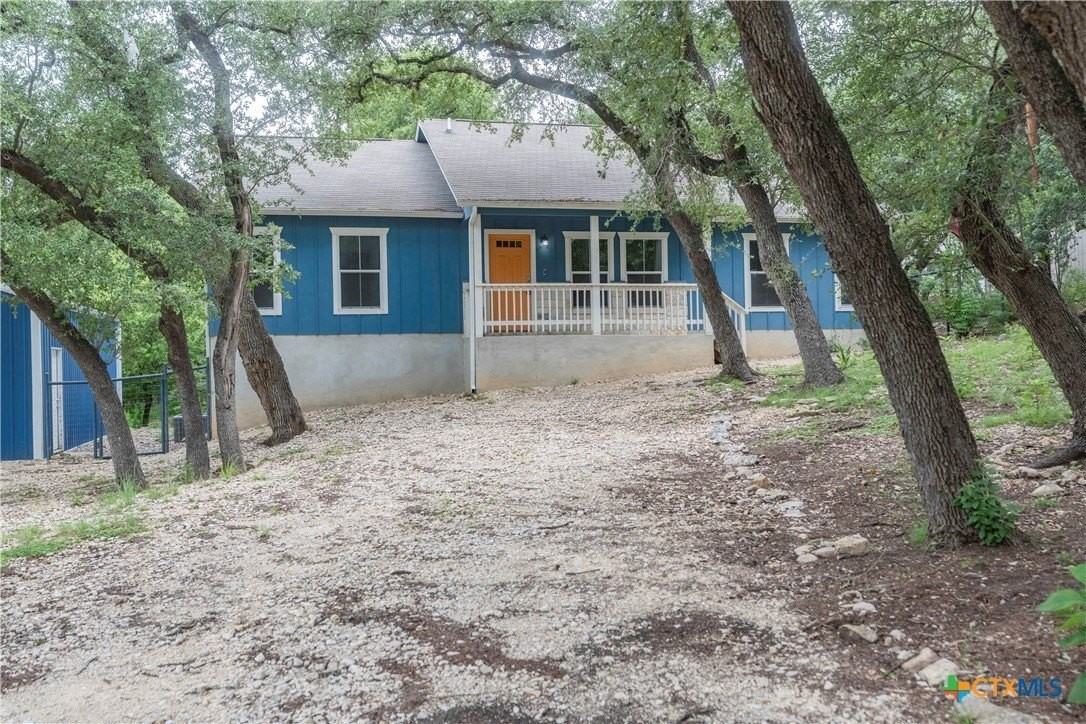 1015 Twin Deer Ln