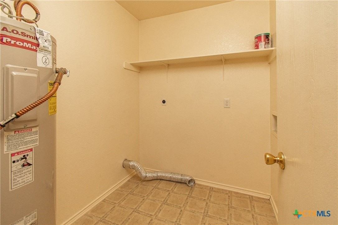 4207 Alan Kent Dr #B - Photo 7 of 15