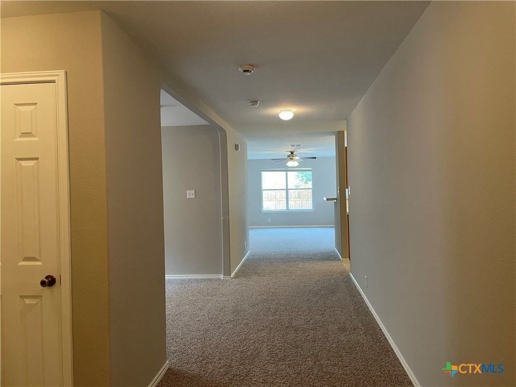 217 Roadrunner Ave - Photo 4 of 31