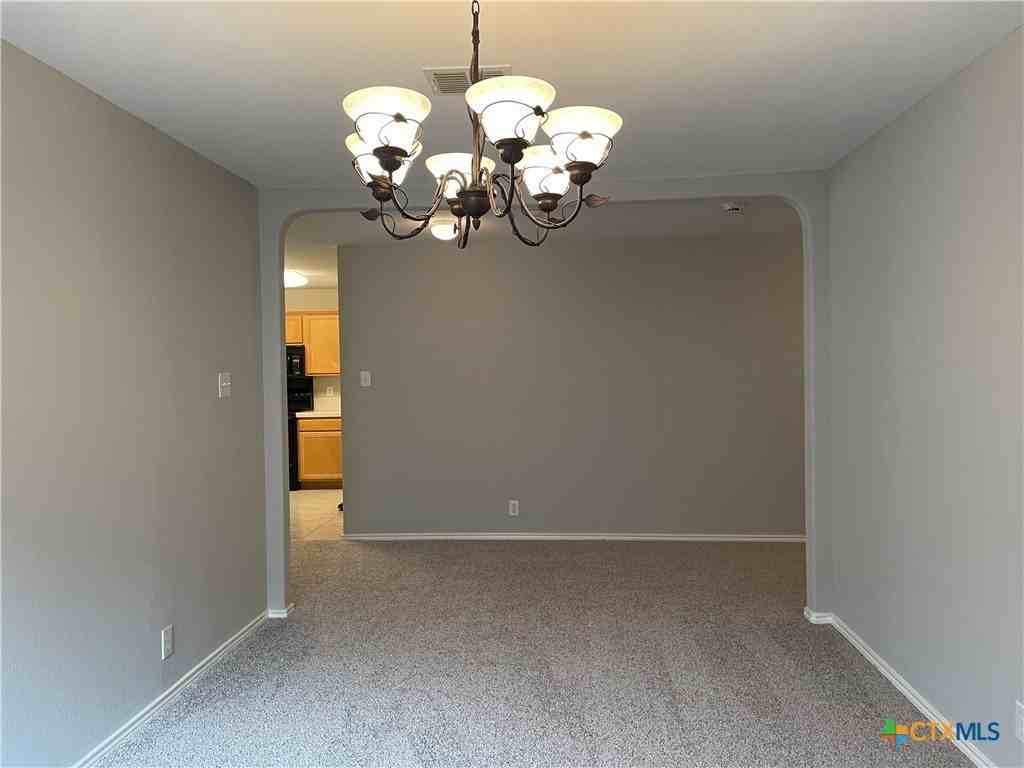 217 Roadrunner Ave - Photo 6 of 31
