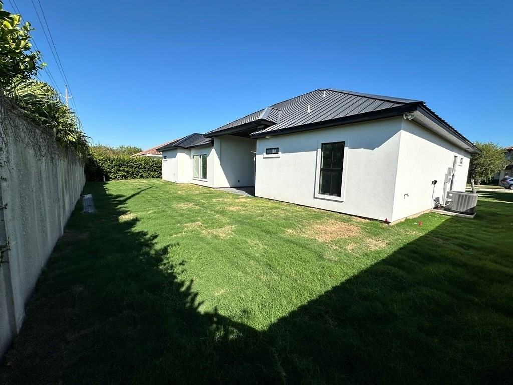 124 Sea Grape Ln - Photo 5 of 50