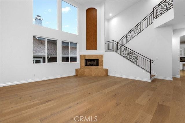 1628 9th St - Photo 3 of 7